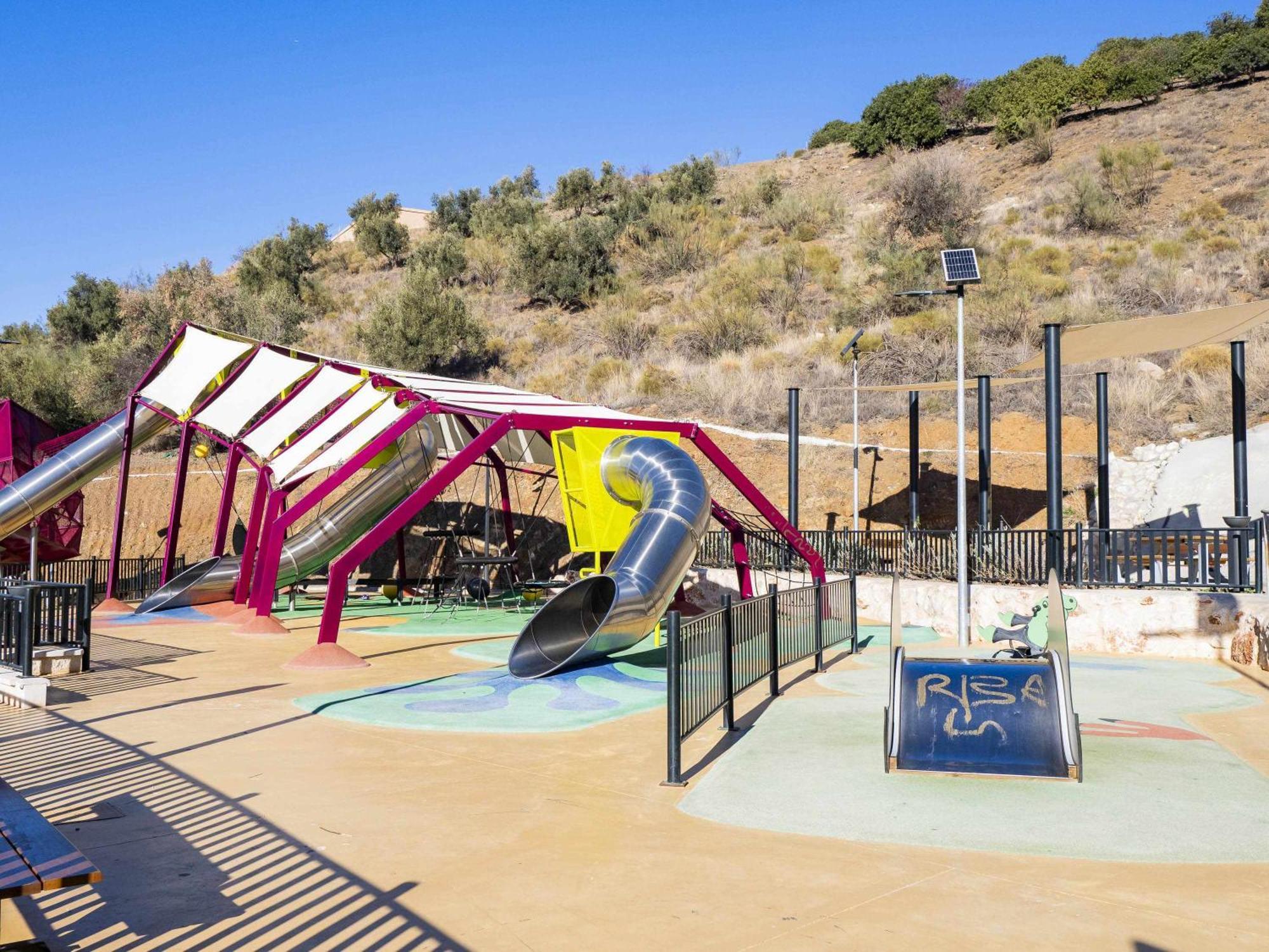 Atico Con Vistas Al Mar Piscina Y Parking Apartment Malaga Ngoại thất bức ảnh