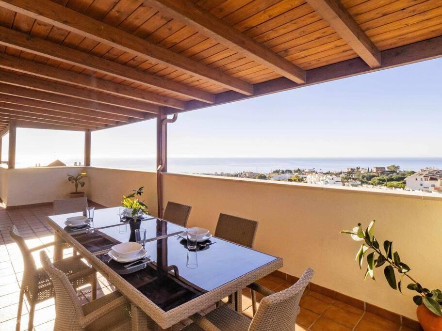 Atico Con Vistas Al Mar Piscina Y Parking Apartment Malaga Ngoại thất bức ảnh